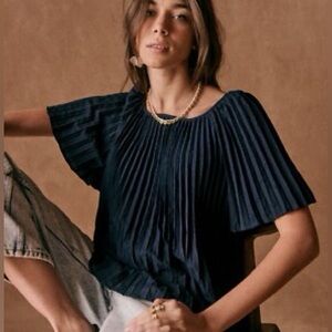 NWT | Sézane Romy Blouse in Navy